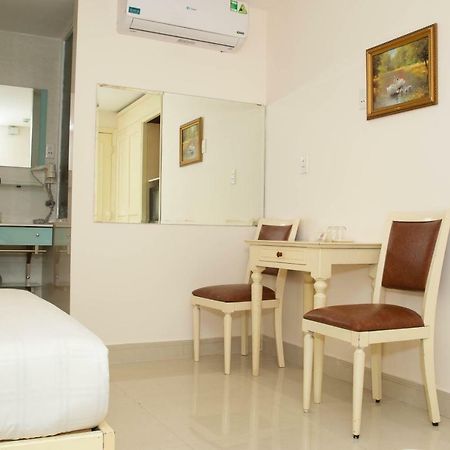 Aha Thanh Long Tan Hotel Ho Chi Minh City Exterior photo